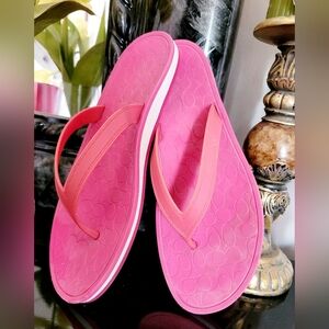 Coach Dahlia Hot Pink Rubber Flip Flops Thong Sandals US 9 Women's